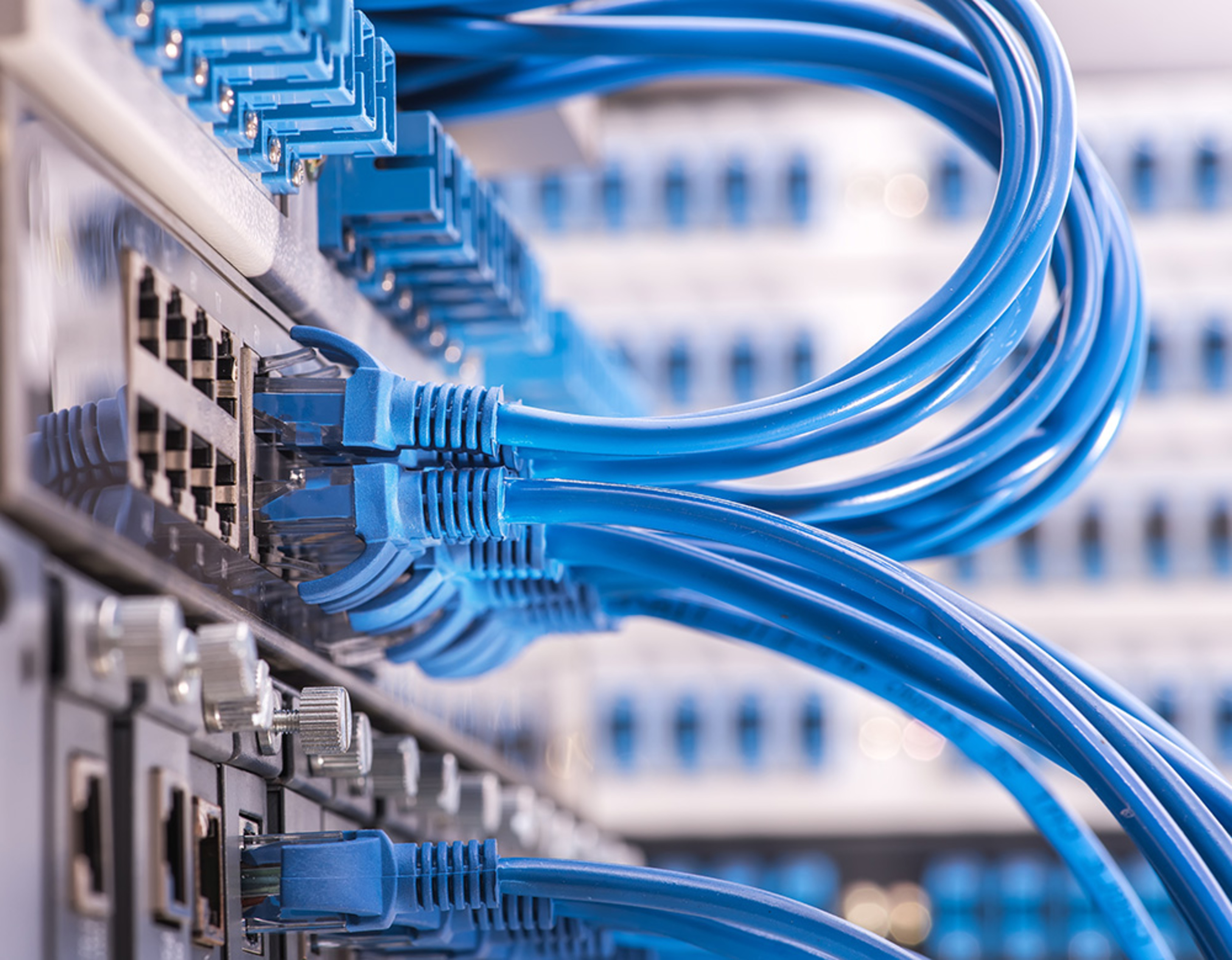 Netzwerke bei V-Tech Elektroinstallation in Königsbrunn