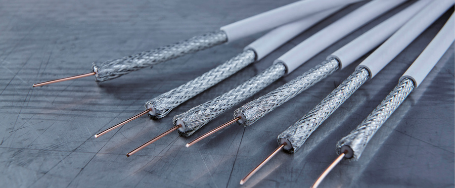 Kabel- und Steckverbinder bei V-Tech Elektroinstallation in Königsbrunn
