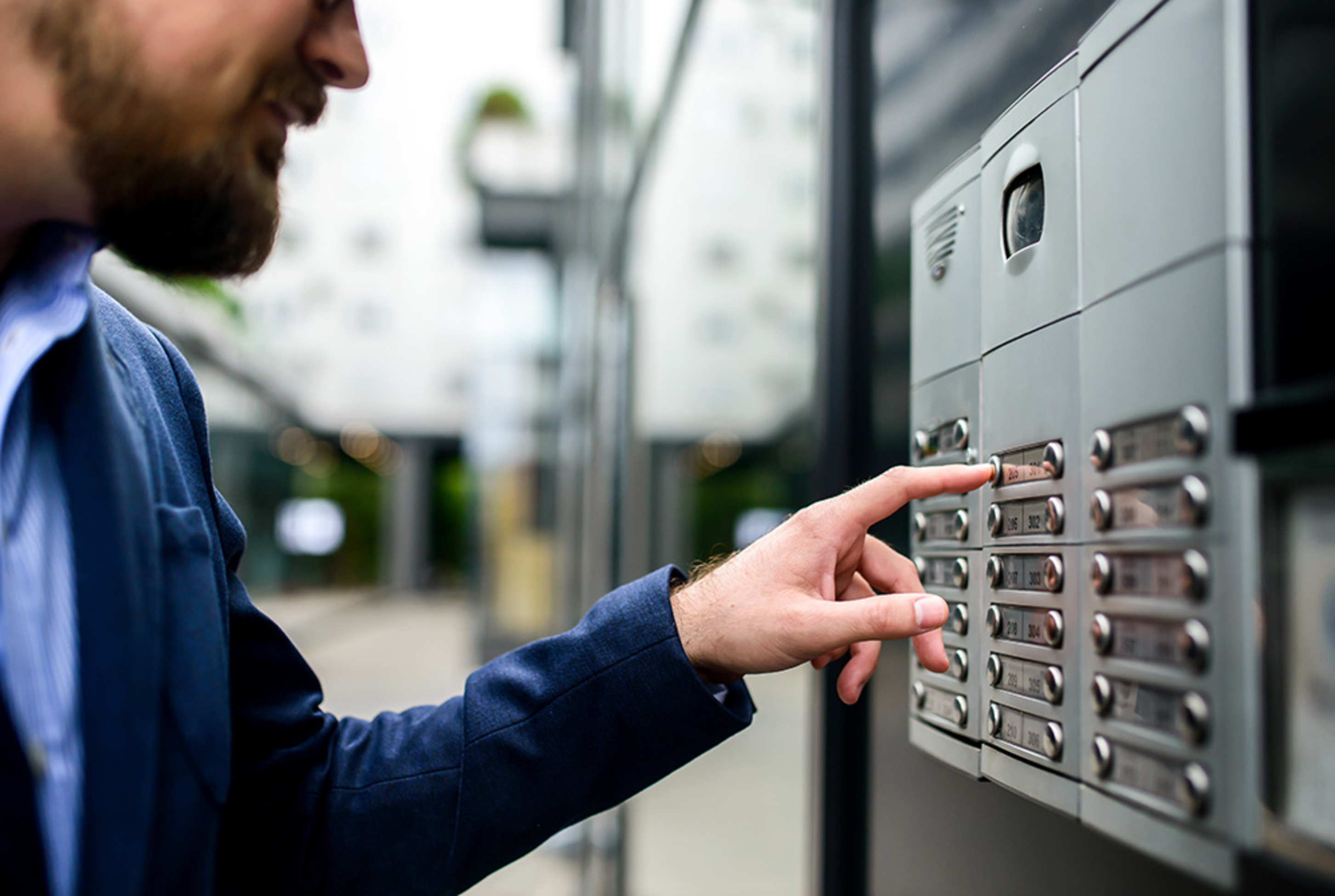 Sprech­anlagen bei V-Tech Elektroinstallation in Königsbrunn