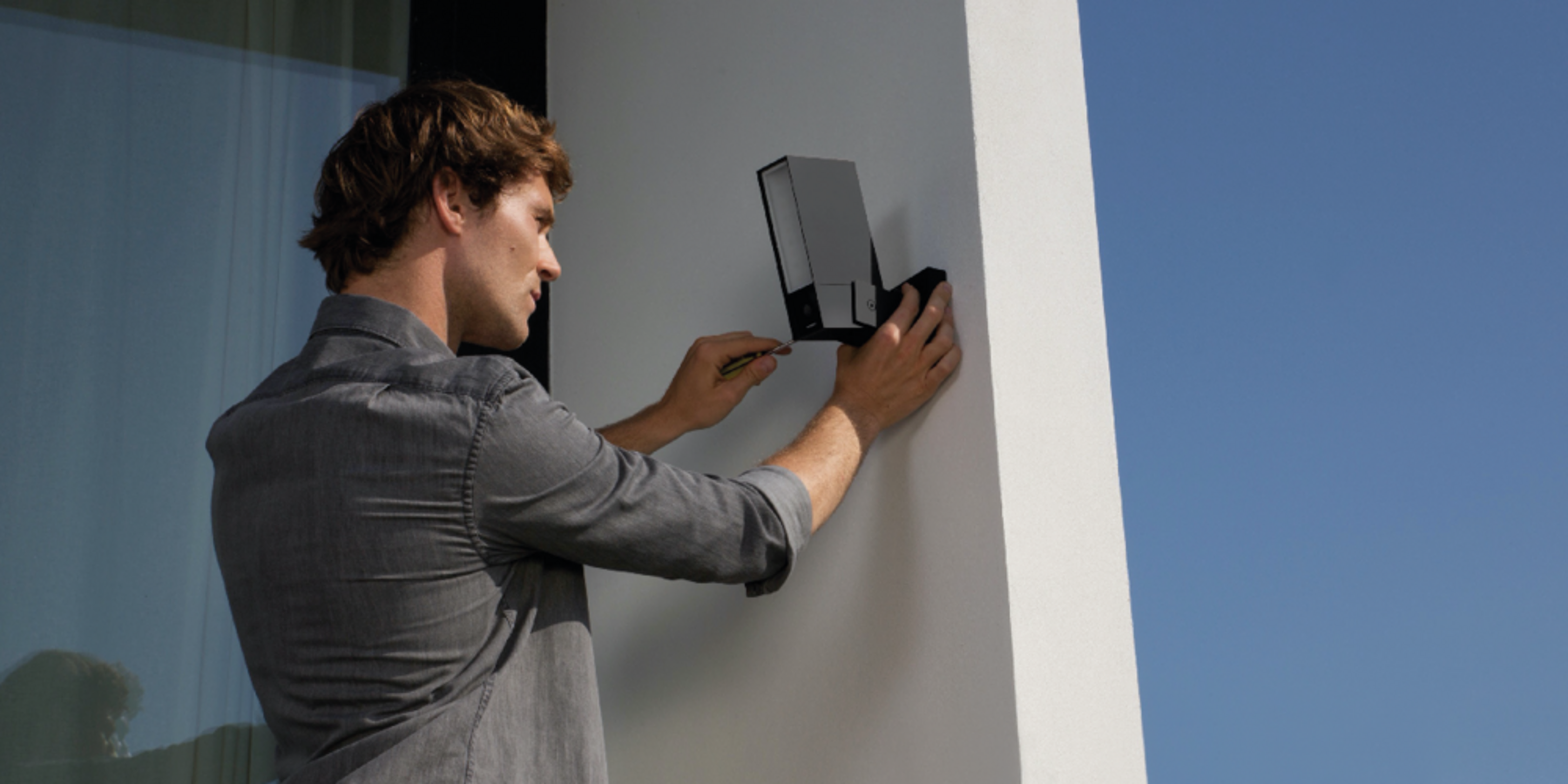 Smarte Sicherheit bei V-Tech Elektroinstallation in Königsbrunn