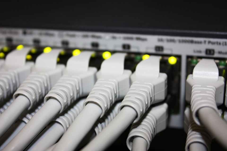 Netzwerke1 bei V-Tech Elektroinstallation in Königsbrunn